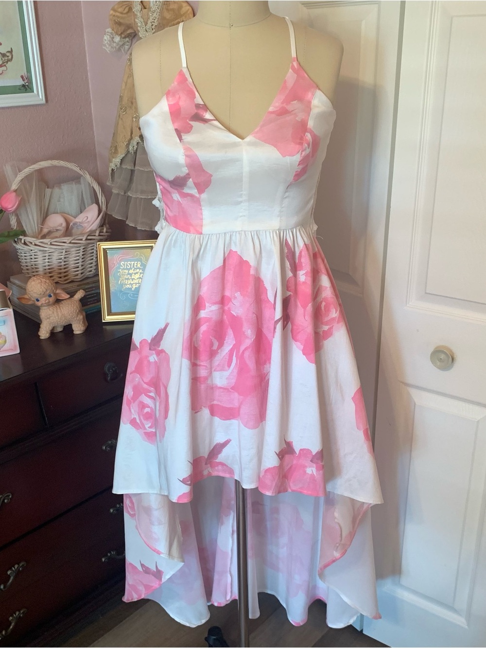 B. SMART White Dress Pink Rose Print High-Low Spaghetti Straps Lace Back